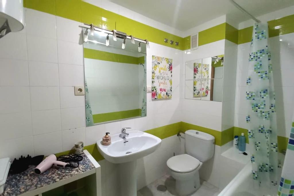 Апартаменти Bonito Apartamento En Centro Малага Екстер'єр фото
