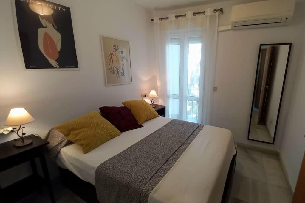 Апартаменти Bonito Apartamento En Centro Малага Екстер'єр фото